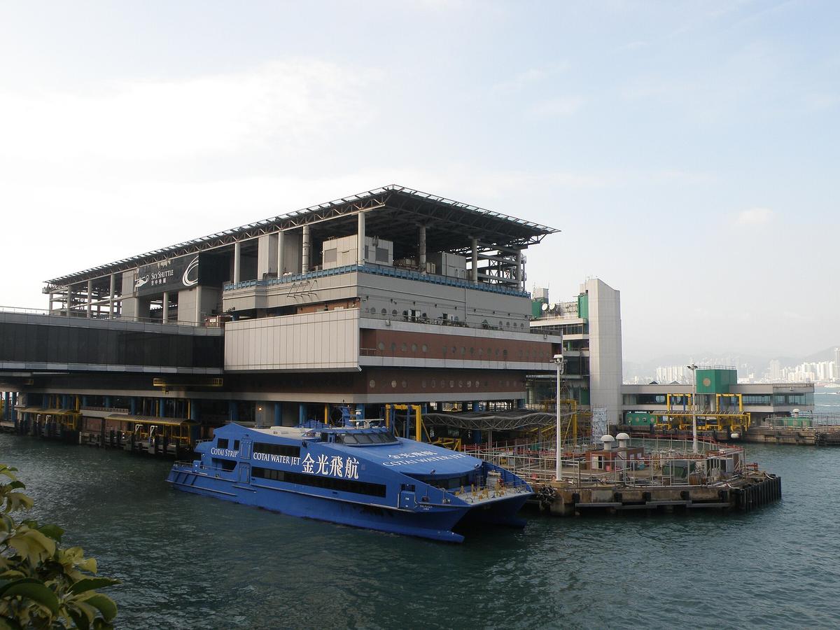 Hong Kong ferry pier commuters